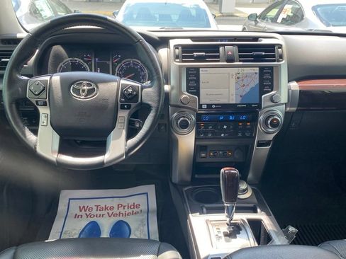 Used 2023 Toyota 4Runner Limited AWD/4WD image 9