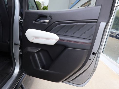 Certified 2024 GMC Canyon AT4X AWD/4WD image 34