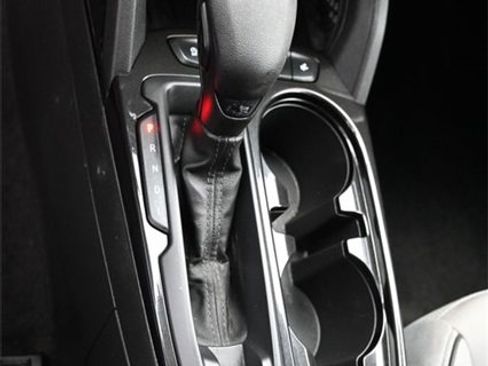 Used 2024 Chevrolet TrailBlazer LT image 22