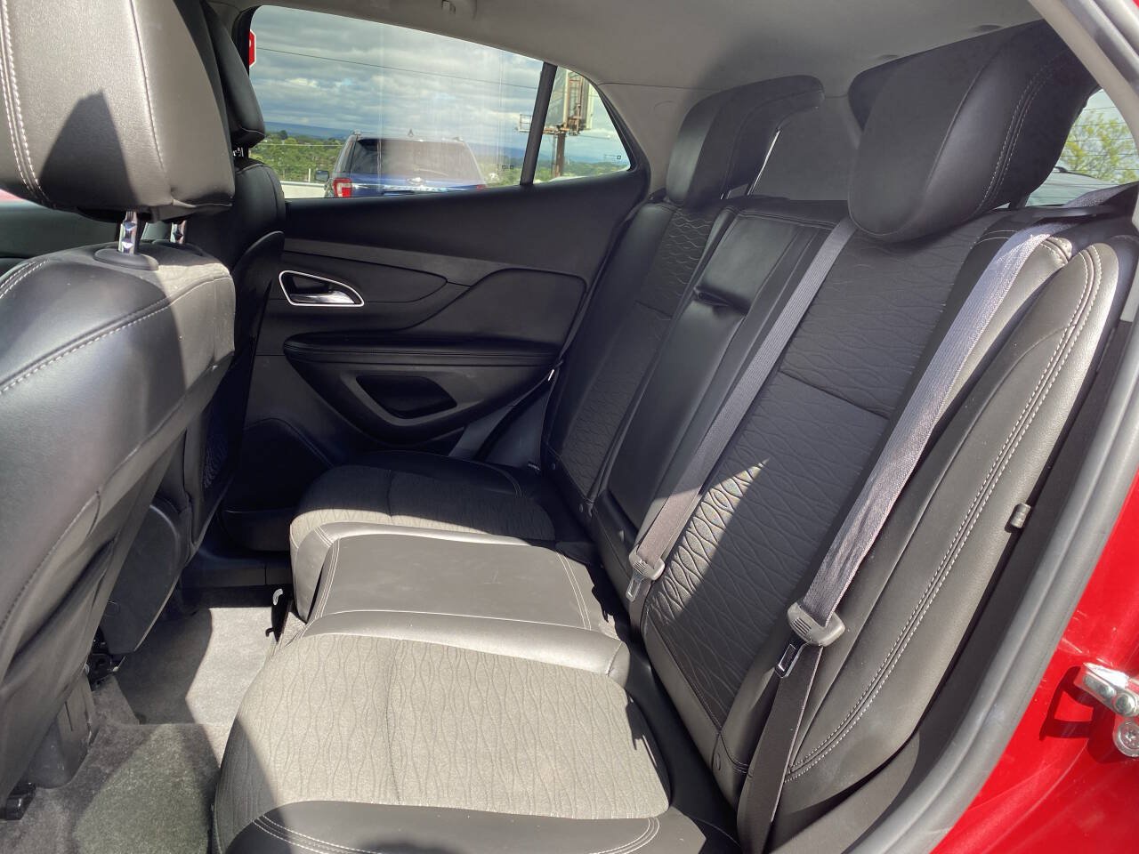 Used 2016 Buick Encore FWD image 15