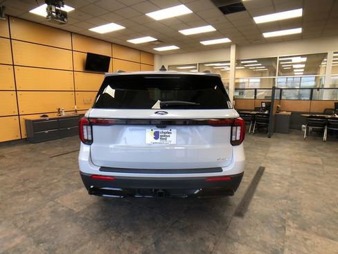 New 2026 Ford Explorer ST-Line AWD/4WD image 6