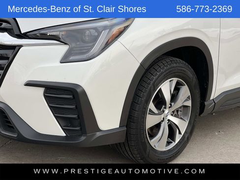 Used 2023 Subaru Ascent Premium w/ Convenience Package image 8
