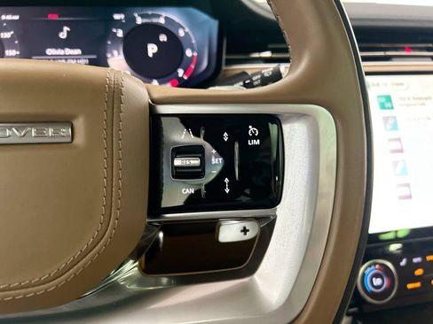 Certified 2023 Land Rover Range Rover SE AWD/4WD image 12