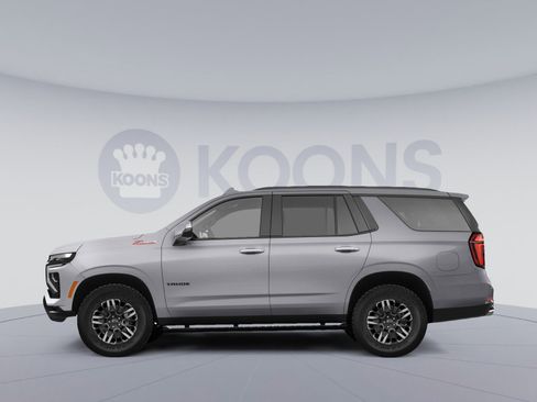 Used 2025 Chevrolet Tahoe Z71 image 2