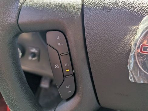 New 2026 GMC Savana 3500 w/ Driver Convenience Package RWD image 17