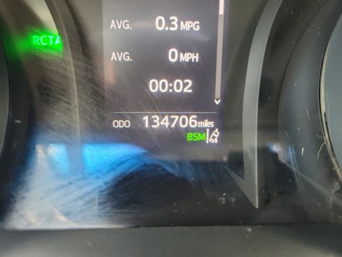 Used 2018 Toyota Camry SE w/ Convenience Package image 25