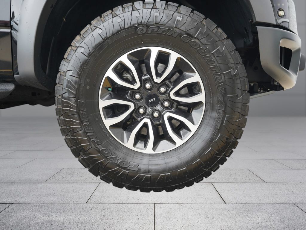 Used 2014 Ford F150 Raptor w/ Equipment Group 801A Luxury AWD/4WD image 31