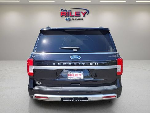 Used 2024 Ford Expedition XLT AWD/4WD image 4