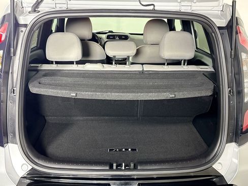 Used 2016 Kia Soul + FWD image 20