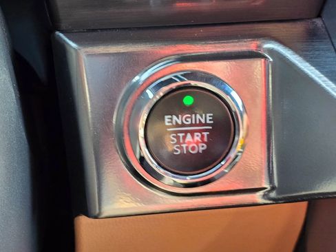 Used 2023 Ford F150 Lariat w/ Equipment Group 502A High AWD/4WD image 19