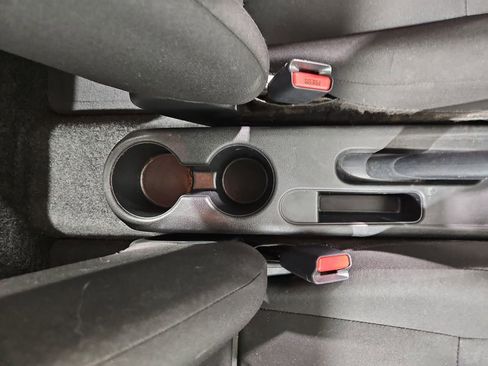 Used 2019 Nissan Versa S image 25