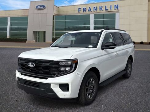 New 2027 Ford Expedition Active AWD/4WD image 3