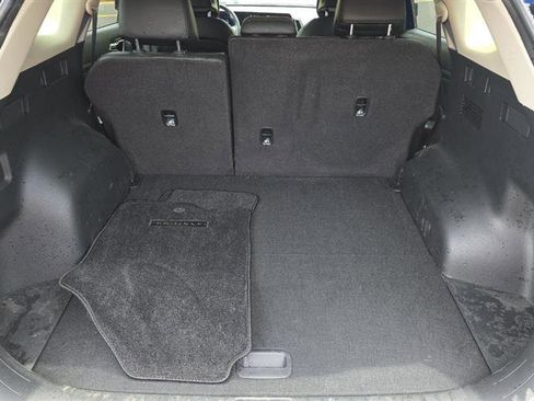 Used 2023 Kia Sportage EX FWD image 11