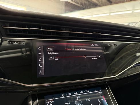 Used 2020 Audi Q7 3.0T Premium Plus w/ Premium Plus Package AWD/4WD image 26