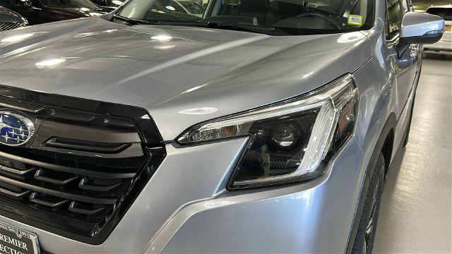 Certified 2022 Subaru Forester Limited AWD/4WD image 7