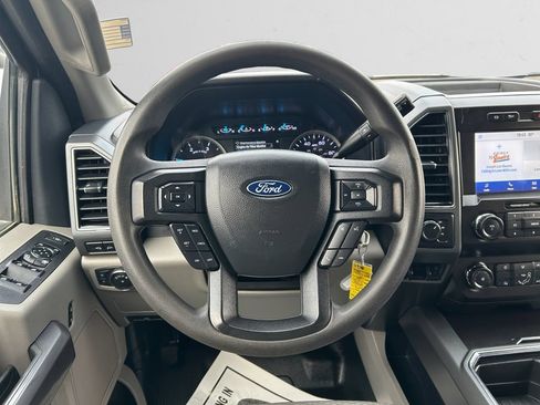 Used 2022 Ford F250 XLT w/ XLT Value Package AWD/4WD image 14