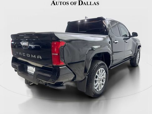 Used 2025 Toyota Tacoma Limited AWD/4WD image 6