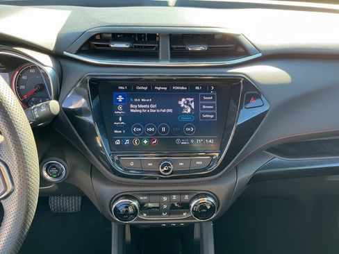 Used 2023 Chevrolet TrailBlazer RS w/ Sun and Liftgate Package image 14