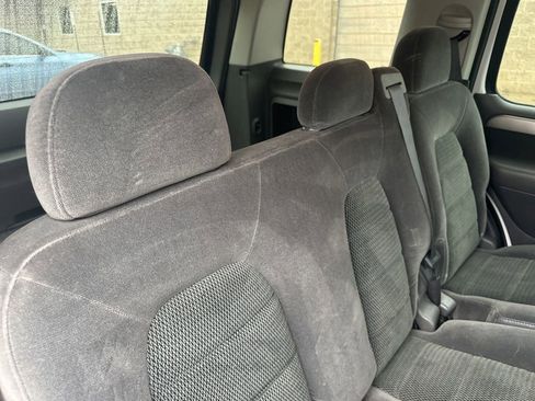 Used 2003 Ford Explorer XLT AWD/4WD image 24
