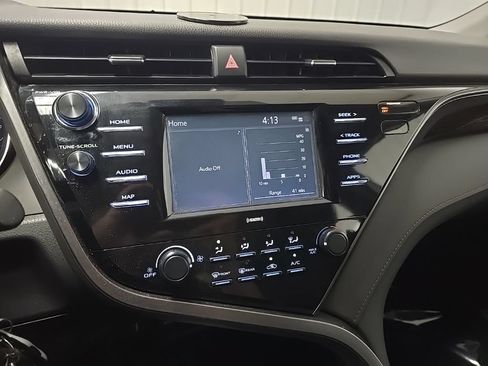 Used 2020 Toyota Camry LE w/ Carpet Mat Package FWD image 24