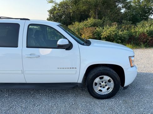 Used 2013 Chevrolet Suburban LT AWD/4WD image 18