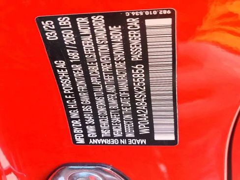 Used 2025 Porsche 718 Cayman image 11