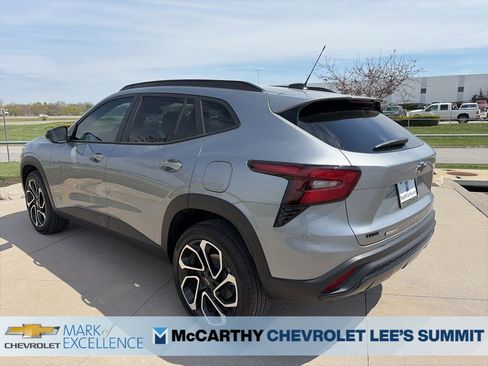 New 2026 Chevrolet Trax RS w/ Sunroof Package image 6