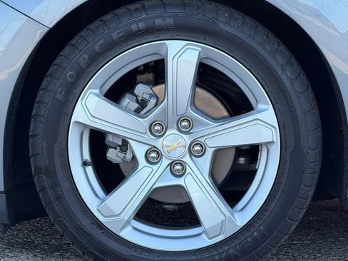 Used 2019 Chevrolet Volt LT w/ Power Convenience Package FWD image 31