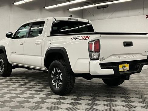 Used 2023 Toyota Tacoma TRD Off-Road w/ Technology Package image 3