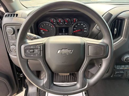 Used 2024 Chevrolet Silverado 1500 Custom Trail Boss w/ Turbomax Blackout Package AWD/4WD image 18