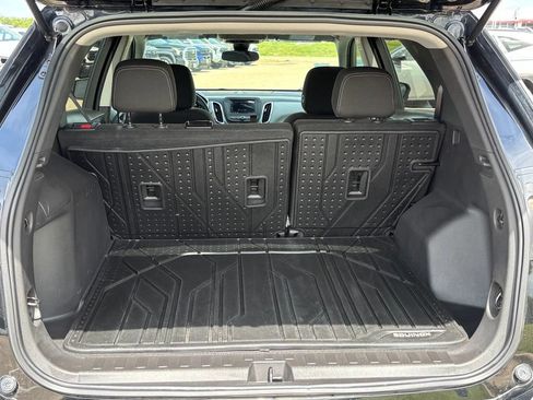 Used 2023 Chevrolet Equinox LS w/ LS Convenience Package FWD image 7