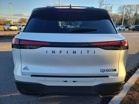 New 2026 INFINITI QX60 Sport w/ Dark Cargo Package image 6