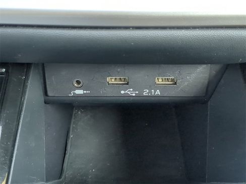 Used 2020 Subaru Outback Limited w/ Popular Package #2 image 24