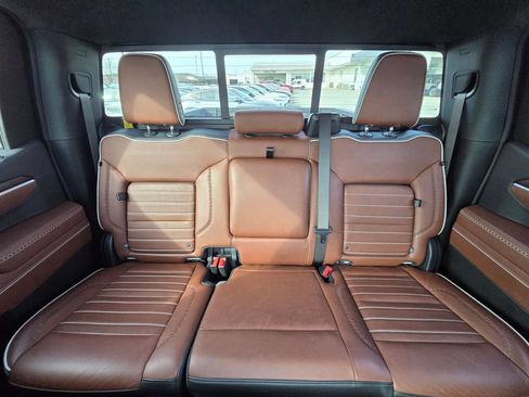 Used 2025 GMC Sierra 1500 Denali Ultimate AWD/4WD image 28
