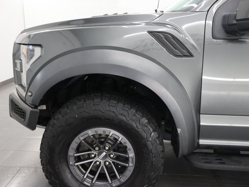 Used 2019 Ford F150 Raptor w/ Equipment Group 802A Luxury AWD/4WD image 36