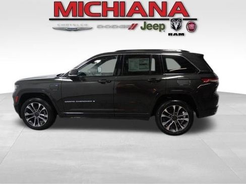 New 2024 Jeep Grand Cherokee Overland image 1