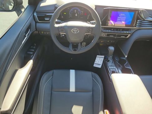 New 2026 Toyota Camry Hybrid image 16