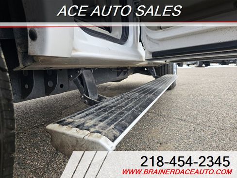 Used 2013 Lincoln Navigator 4WD w/ HD Trailer Tow Pkg image 8