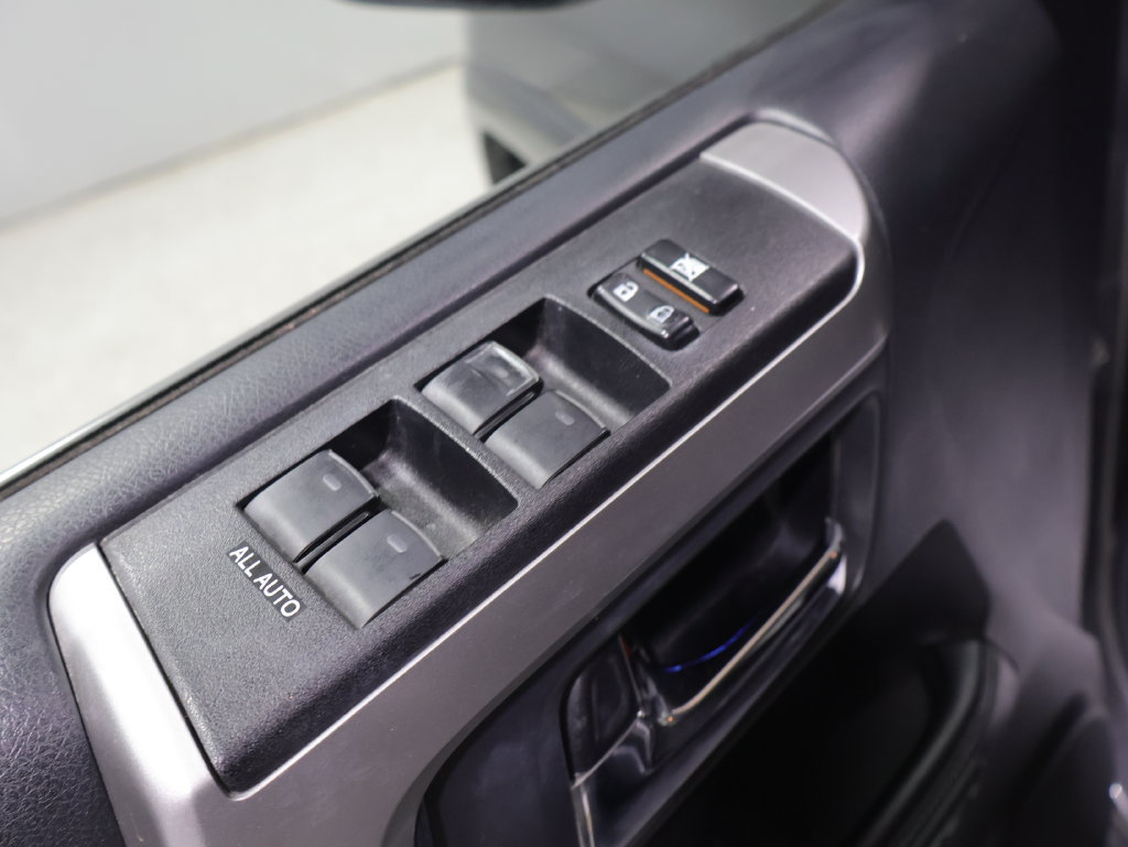 Used 2015 Toyota 4Runner Limited AWD/4WD image 14