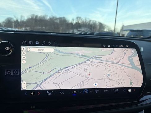 New 2026 Chevrolet Traverse Z71 w/ LPO, Floor Liner Package image 14