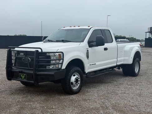Used 2019 Ford F350 XL AWD/4WD image 1