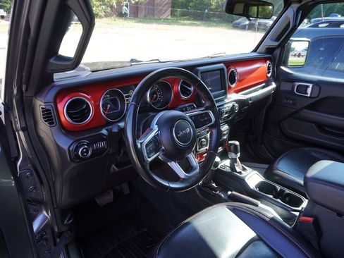 Used 2021 Jeep Gladiator Rubicon w/ Trailer Tow Package AWD/4WD image 3