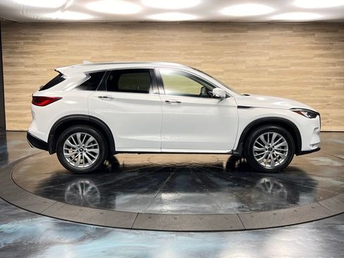 Used 2024 INFINITI QX50 Luxe AWD/4WD image 17