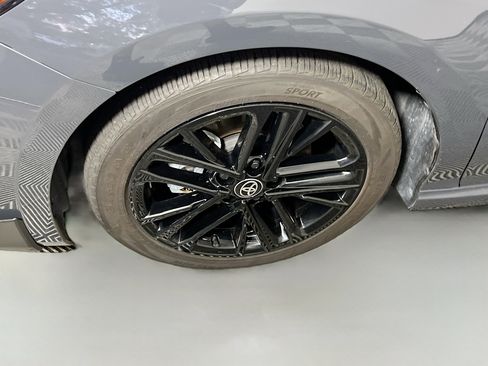 Used 2025 Toyota Camry SE w/ Multimedia Upgrade Package image 14