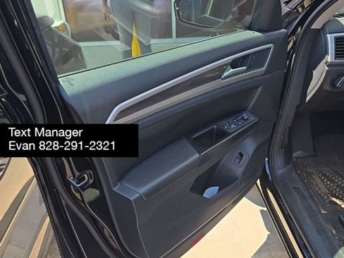 Used 2019 Volkswagen Atlas SE w/ Towing Package AWD/4WD image 7