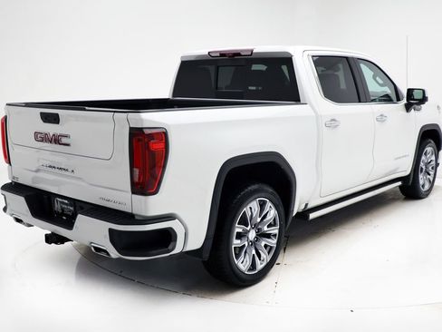 Used 2022 GMC Sierra 1500 Denali w/ Denali Reserve Package AWD/4WD image 9