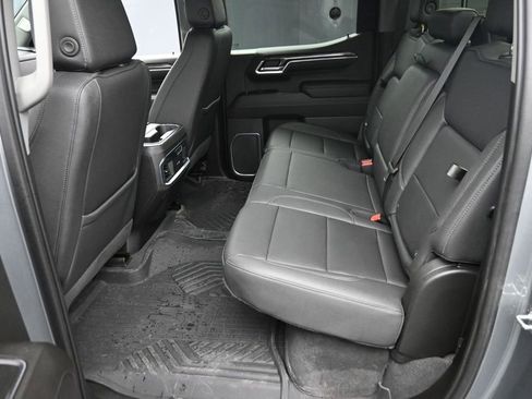 Used 2023 Chevrolet Silverado 1500 LTZ AWD/4WD image 10