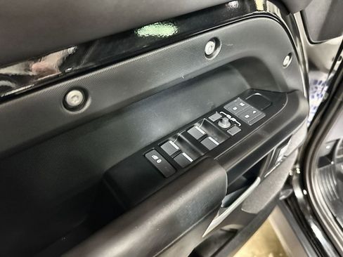 Used 2025 Land Rover Defender 110 S AWD/4WD image 14