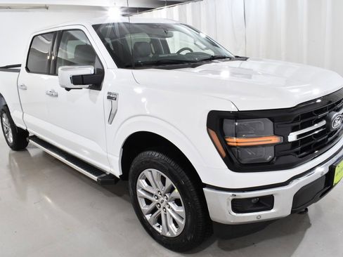 New 2026 Ford F150 XLT w/ Equipment Group 302A MID image 5