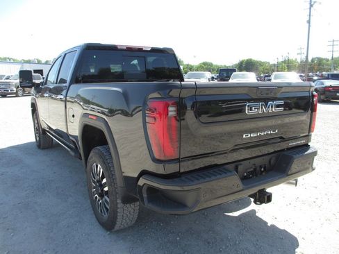 New 2026 GMC Sierra 2500 Denali Ultimate AWD/4WD image 9